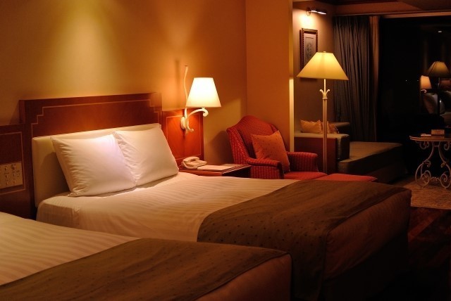 照明でおしゃれな寝室に 快眠できる光色やおすすめの種類を解説 Iemiru コラム Vol 307